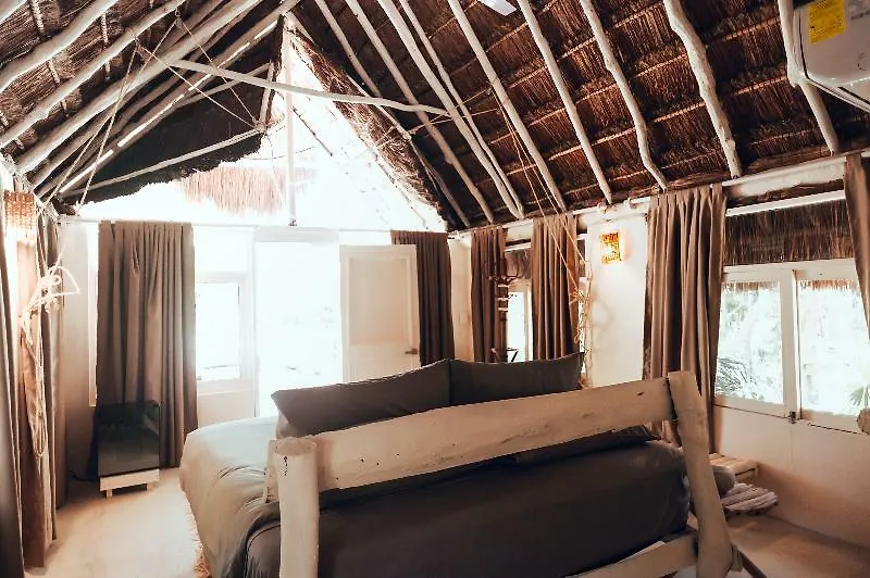 Esencial Tulum Hotell 4*,